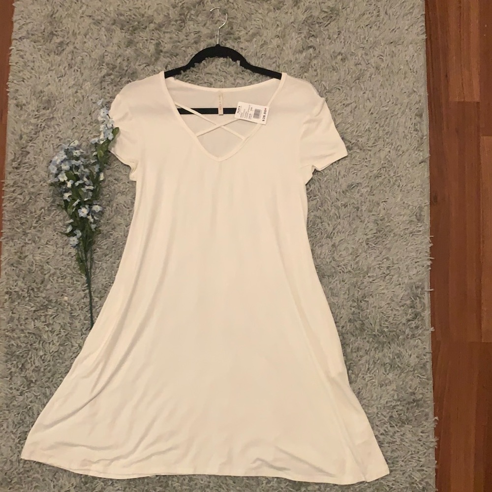 😎2 for $17😎 NWT Ivory Short Sleeve Dress from Glick’s Boutique